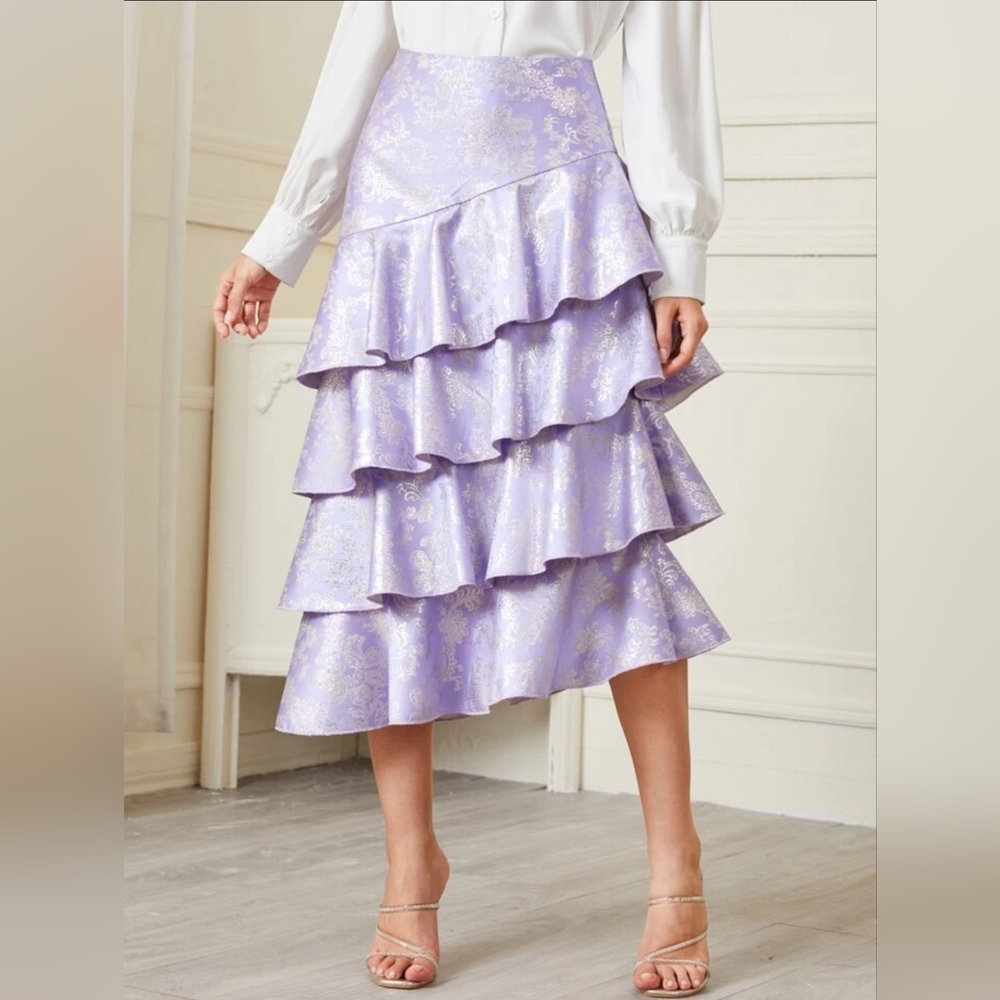 Layered Hem Floral Satin Jaquard Skirt